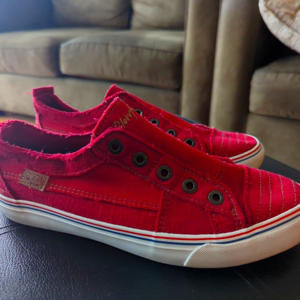Blow fish shoes